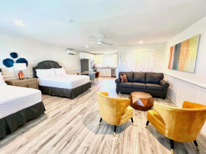 106 Queen Suite, 1st Floor Low Tide
